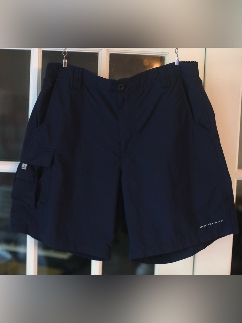 Columbia PFG Omni-Shade Navy Fishing, Cargo Shorts, Men’s Medium, 8” Inseam